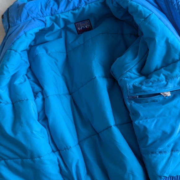 Vintage 90s Puffer Jacket - Picture 9 of 14